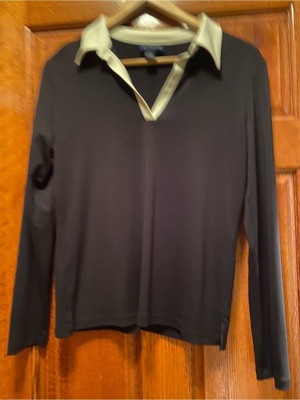 Ann Taylor Black Long-Sleeve Polo Top with Cream Collar
